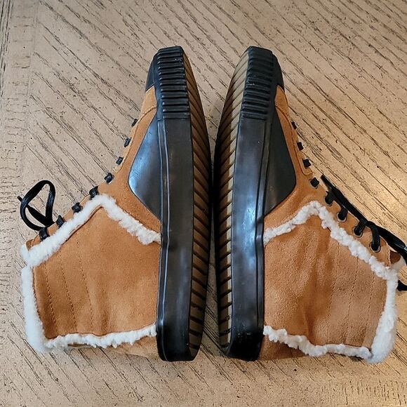 Balenciaga size 38 or 8 shearling fur suede Hightop sneaker HOsT PiCk🤎 - Picture 4 of 11